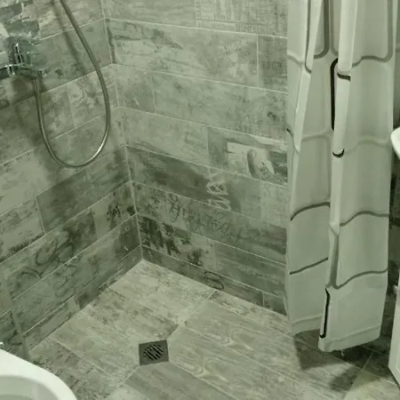 Apartment 3mnc *